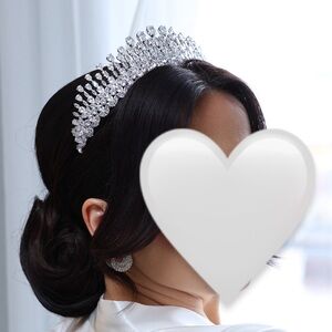 Bridal headpiece/tiara